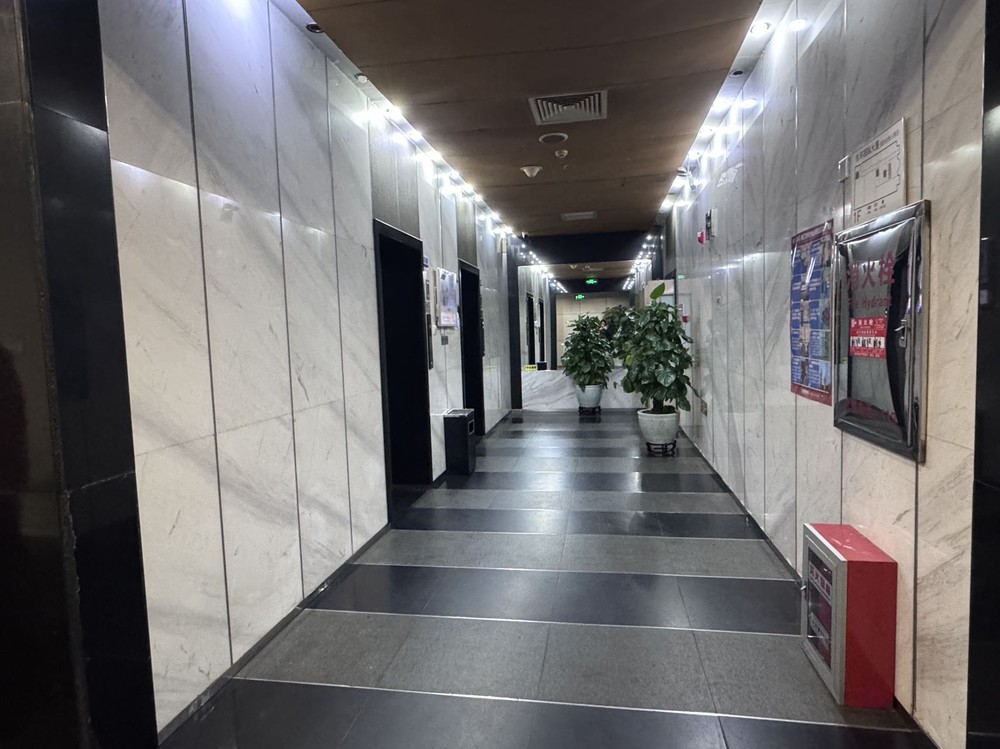 电梯厅1